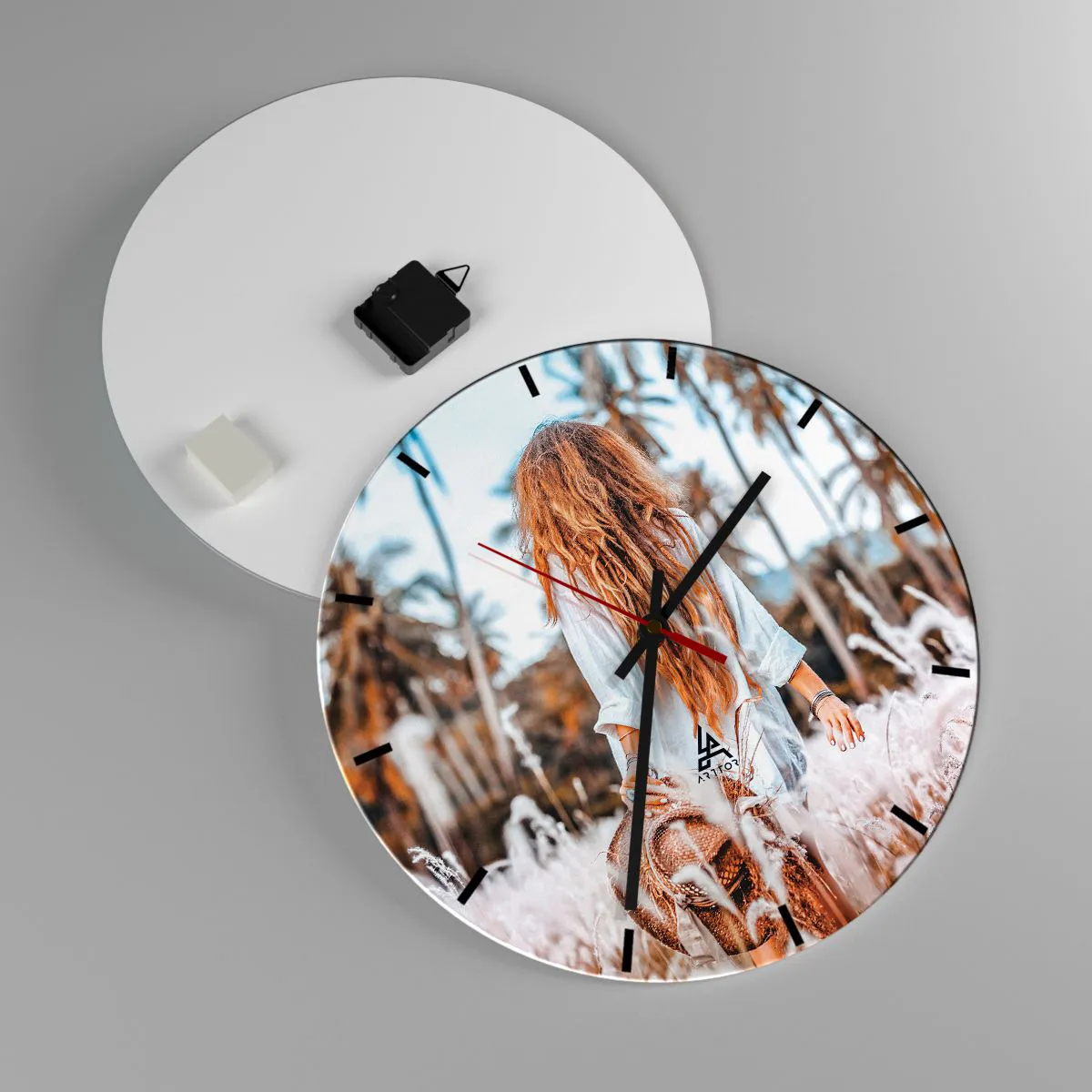 Vægur, Uret - Født af græsdun - 40x40 cm