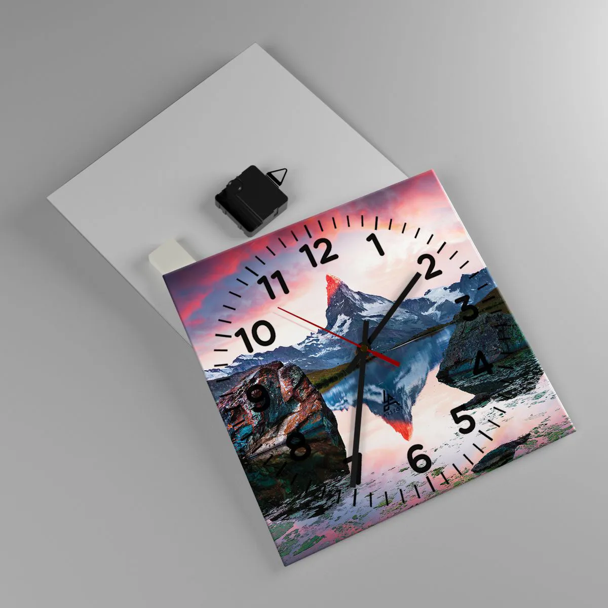 Ceas de perete - Ceas pe sticlă - Inima munților este fierbinte - 30x30 cm
