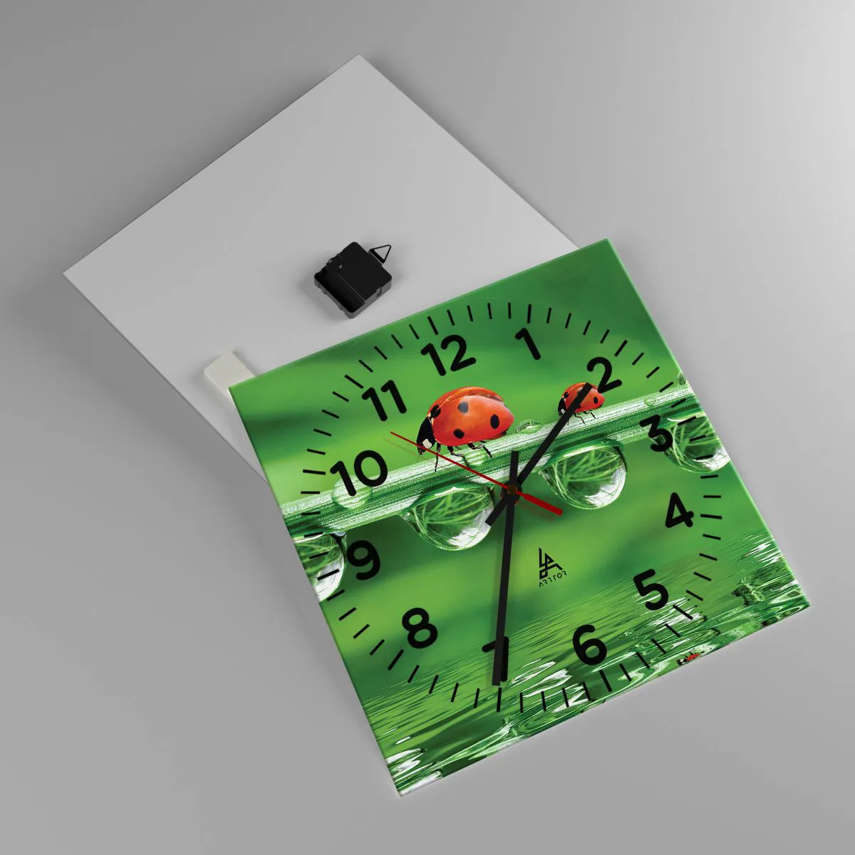 Zegar ścienny - W drodze całe lato - 40x40 cm