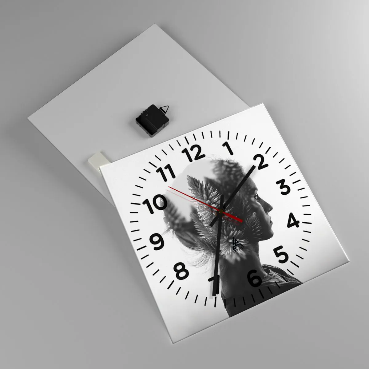 Ceas de perete - Ceas pe sticlă - Doamna din pădurea de pini - 40x40 cm