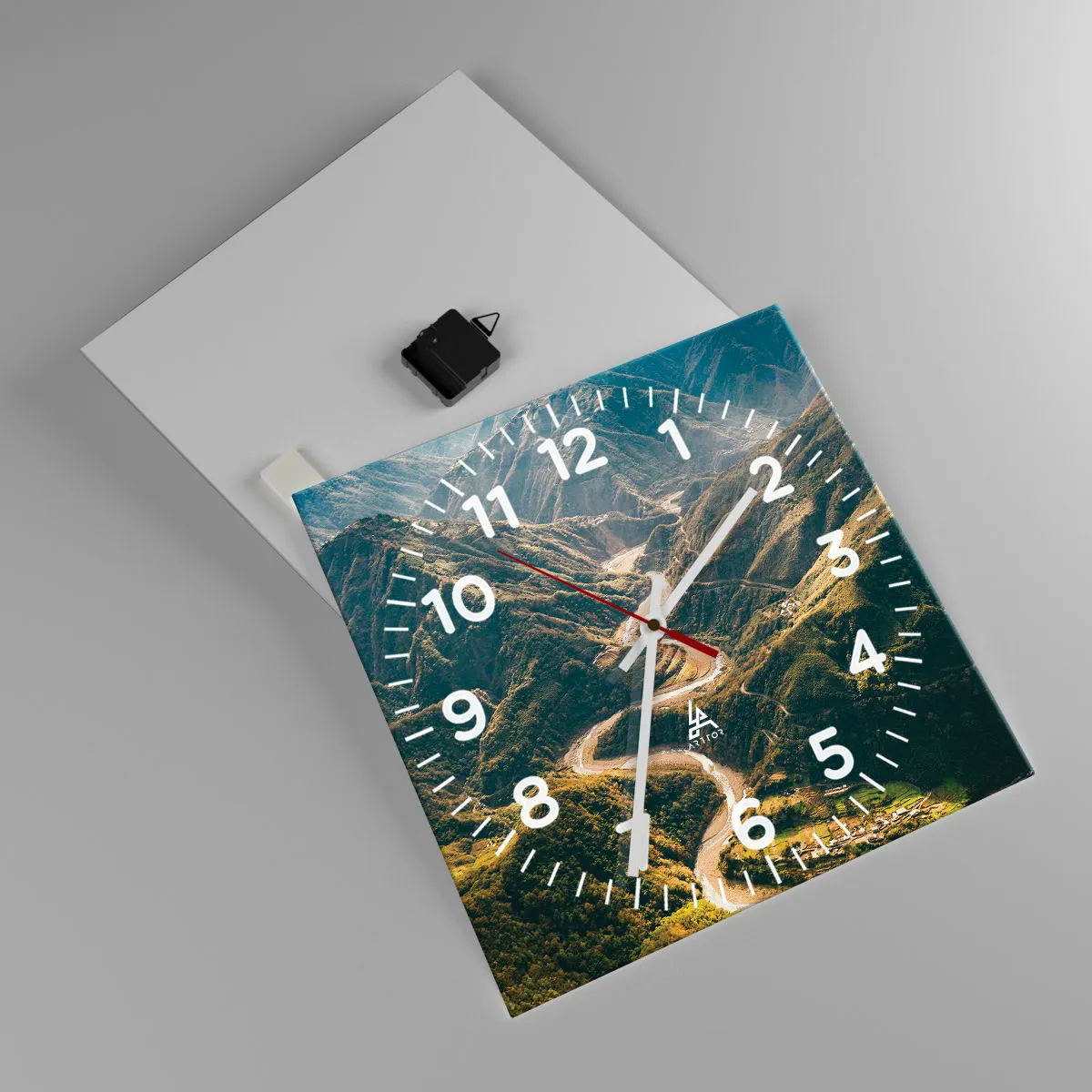 Zegar ścienny - Prosto z serca gór - 40x40 cm