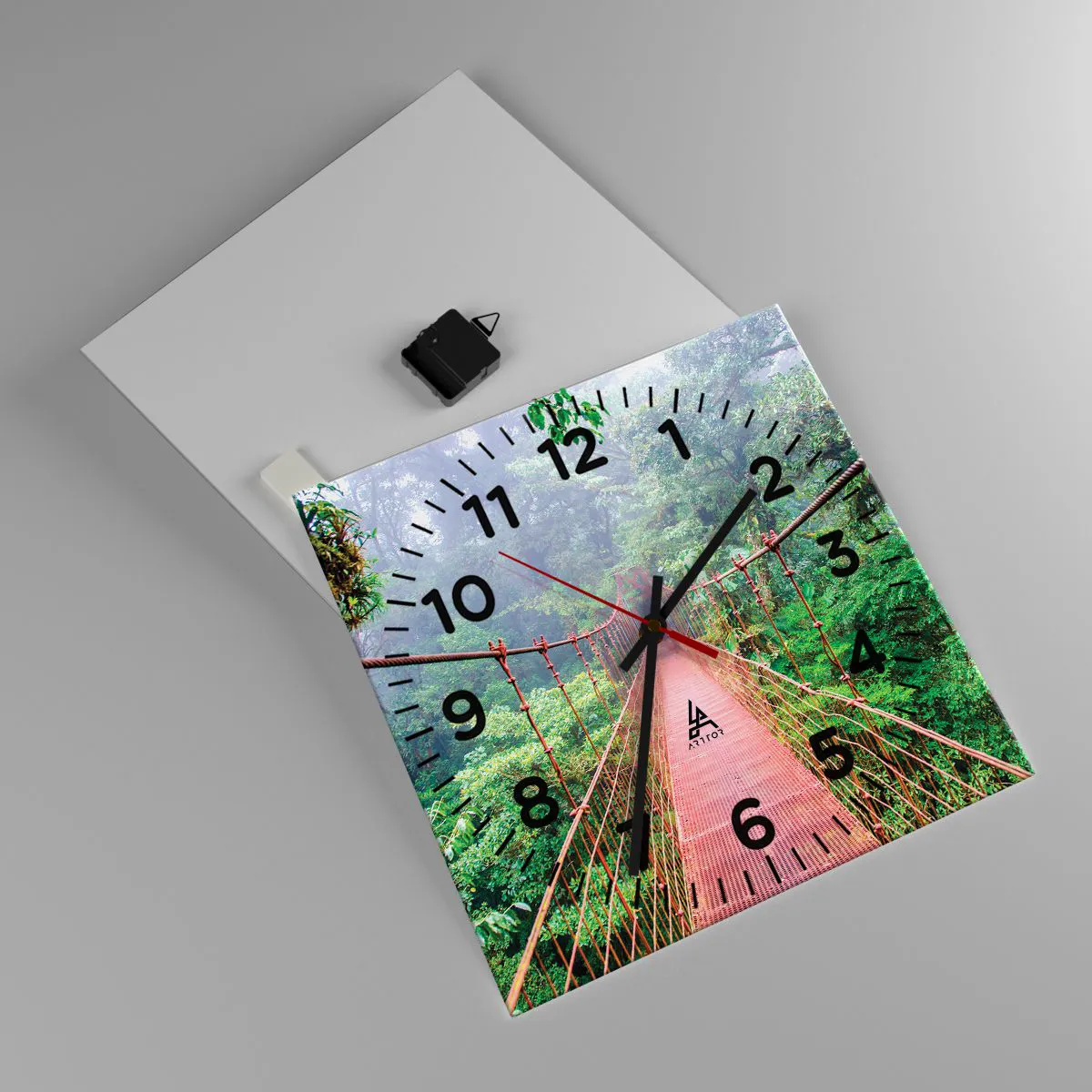 Wall clock - Clock on glass - Suspended above Crowns - 40x40 cm
