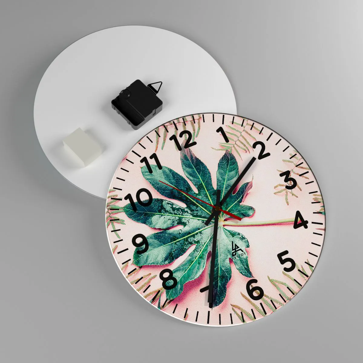 Vægur, Uret - En undersøgelse af grønt på en lyserød baggrund - 30x30 cm