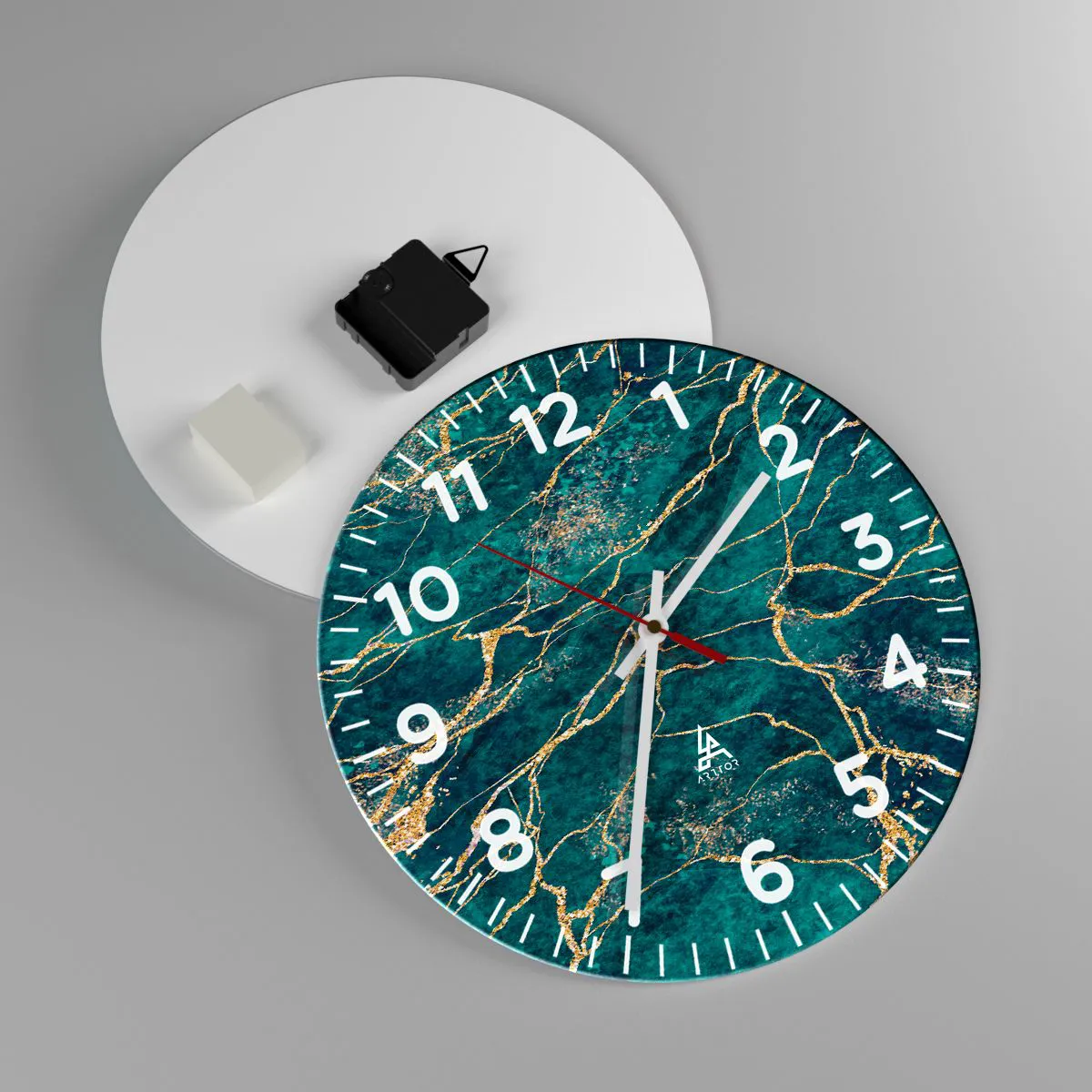 Väggklocka - Klocka på glas - Guldåder - 30x30 cm