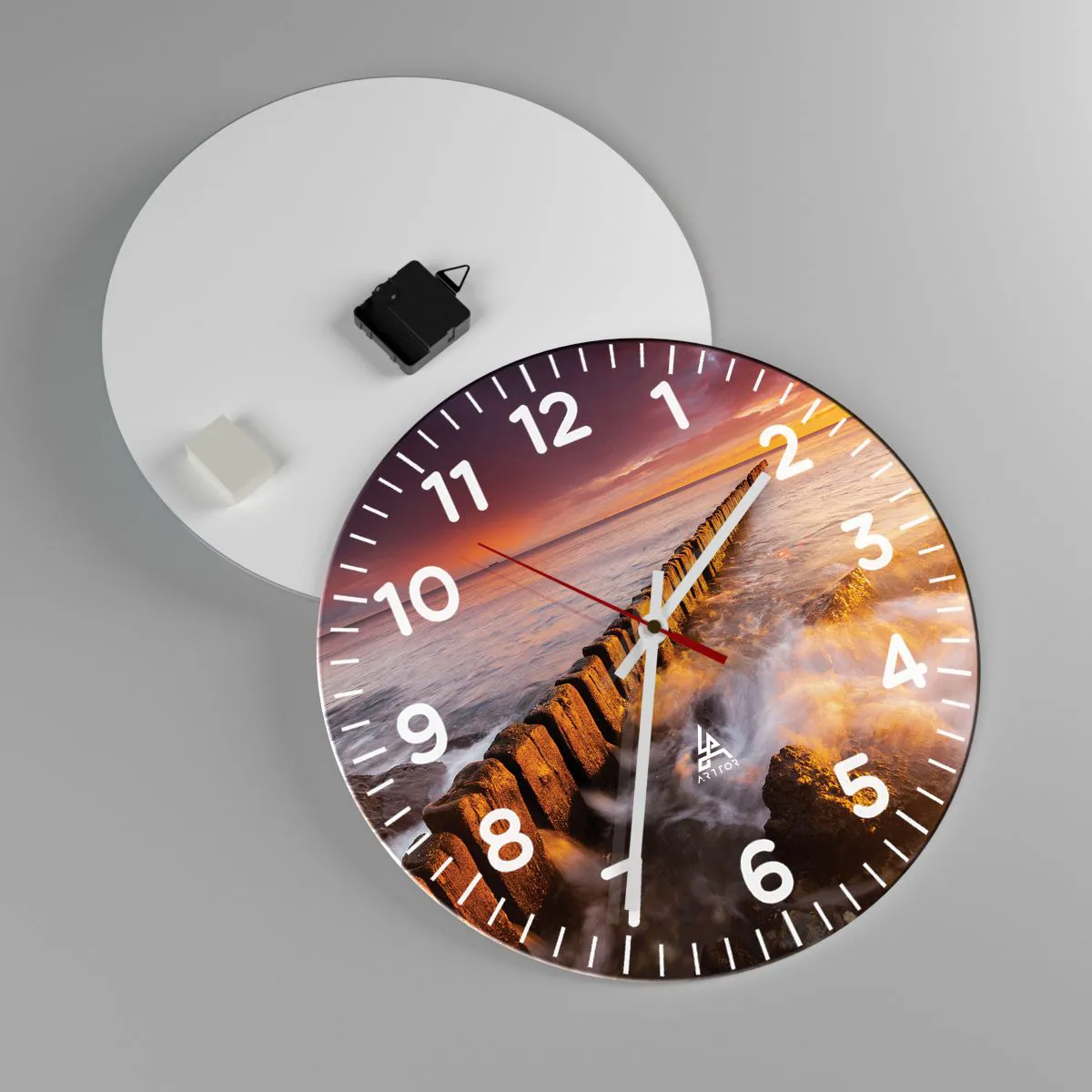 Väggklocka - Klocka på glas - MIlda vågor - 40x40 cm