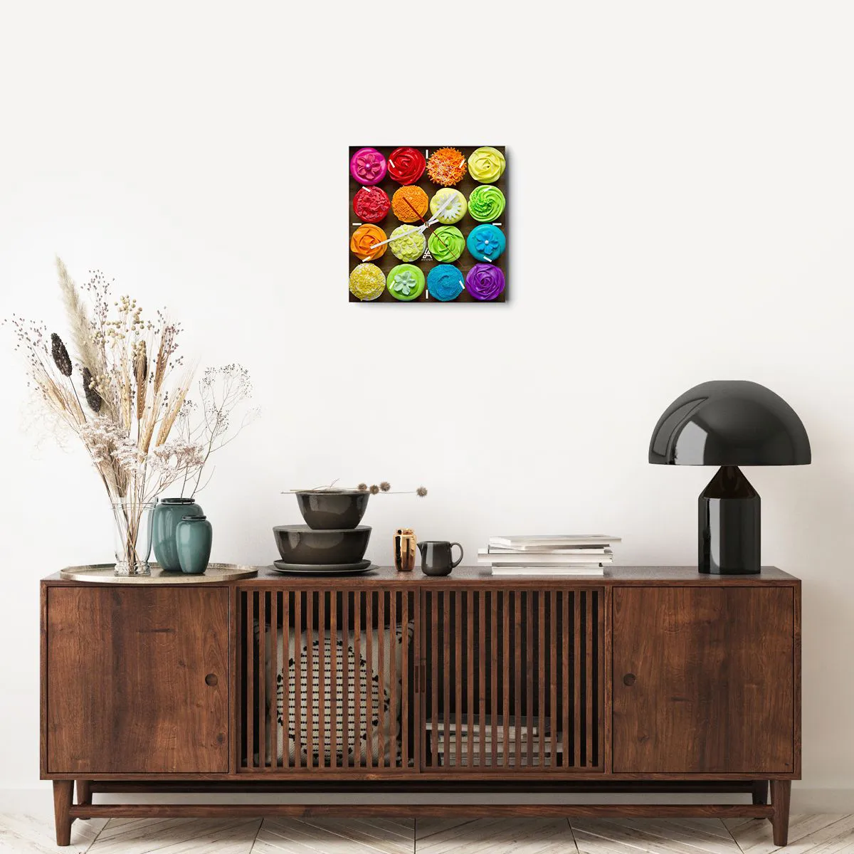 Zegar ścienny - Kolorowe babeczki z dekoracjami w pastelach - 30x30cm - Każde inne - wszystkie pyszne - Nowoczesna dekoracja ścienna do salonu i sypialni ARTTOR