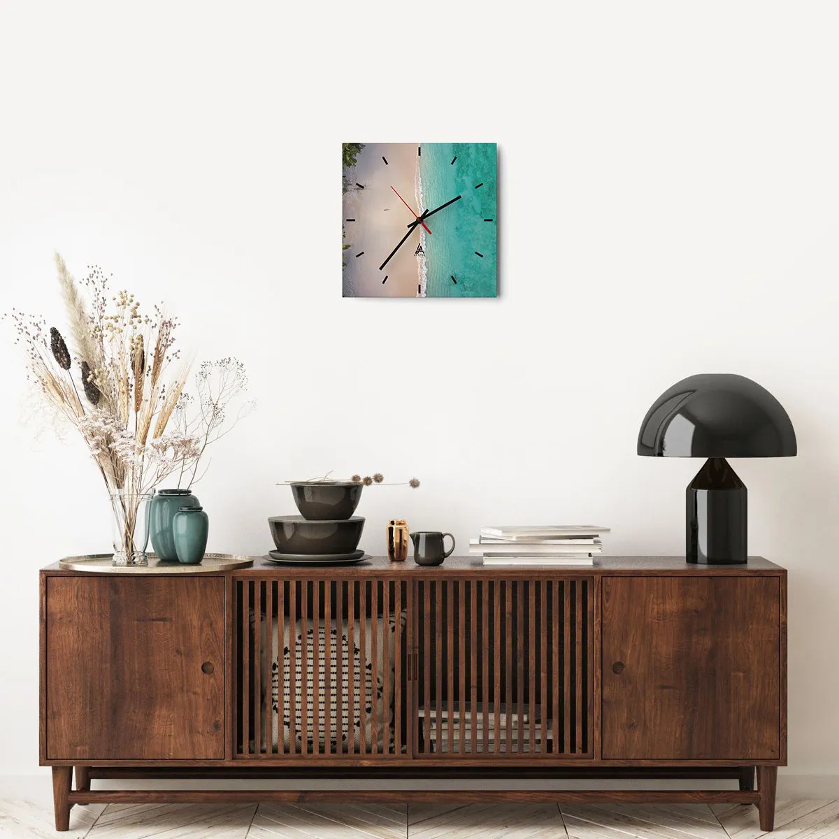 Zegar ścienny - Tropikalna plaża z turkusową wodą z lotu ptaka - 30x30cm - Rajska plaża - Nowoczesna dekoracja ścienna do salonu i sypialni ARTTOR