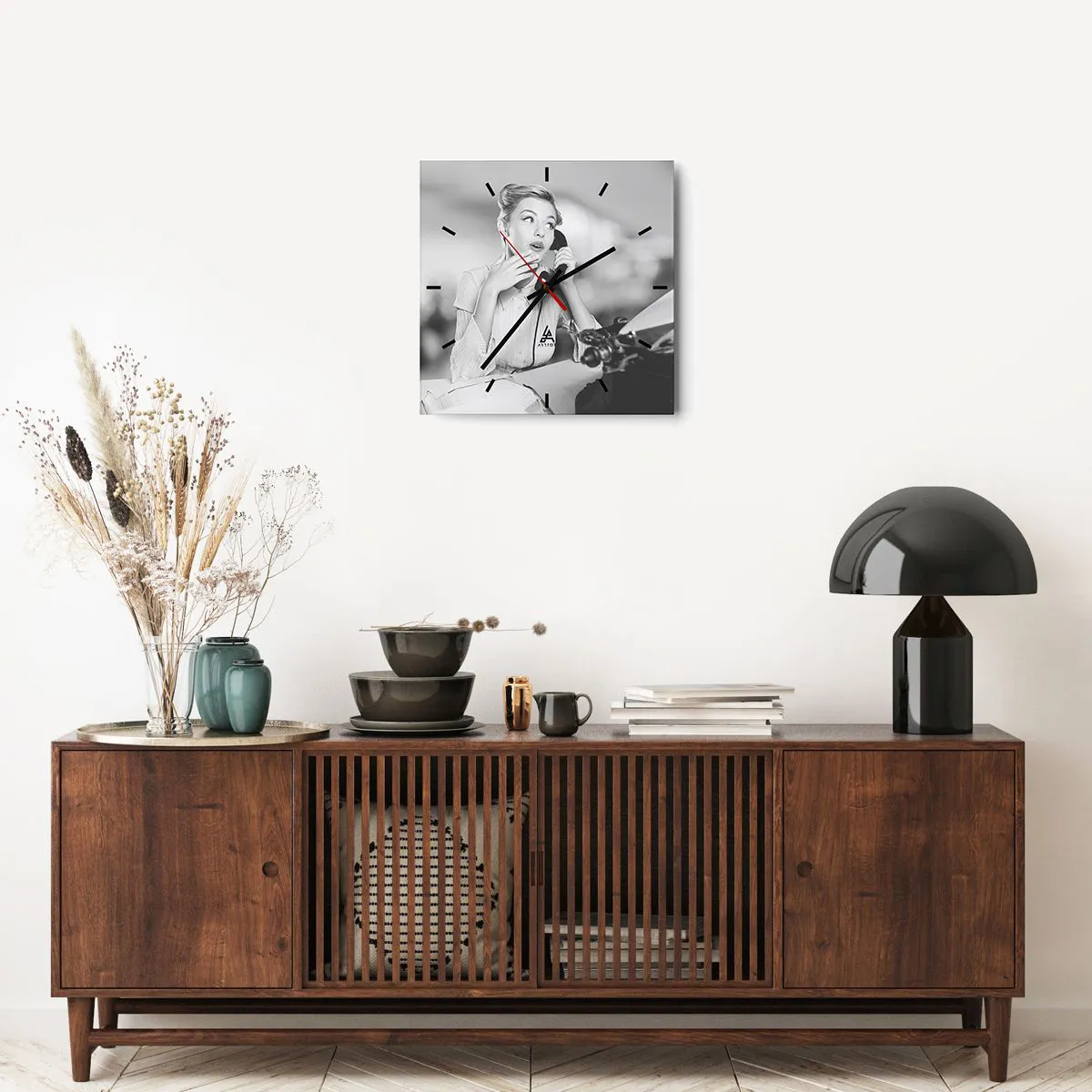 Nástenné hodiny - Halo, tu sú 50. roky. - 40x40 cm