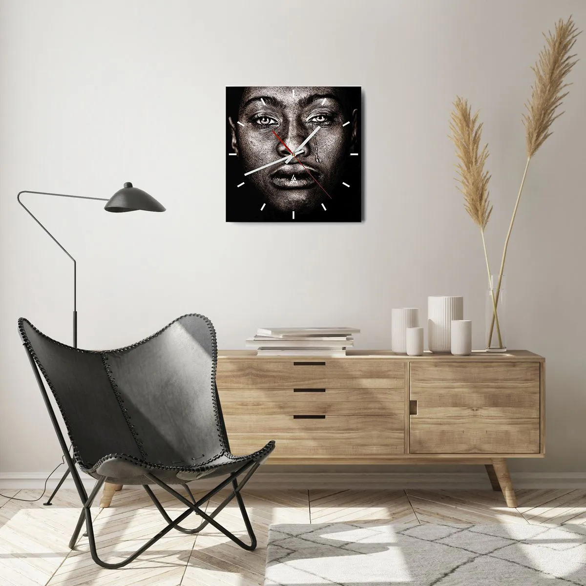 Väggklocka - Klocka på glas - En tår - 40x40 cm