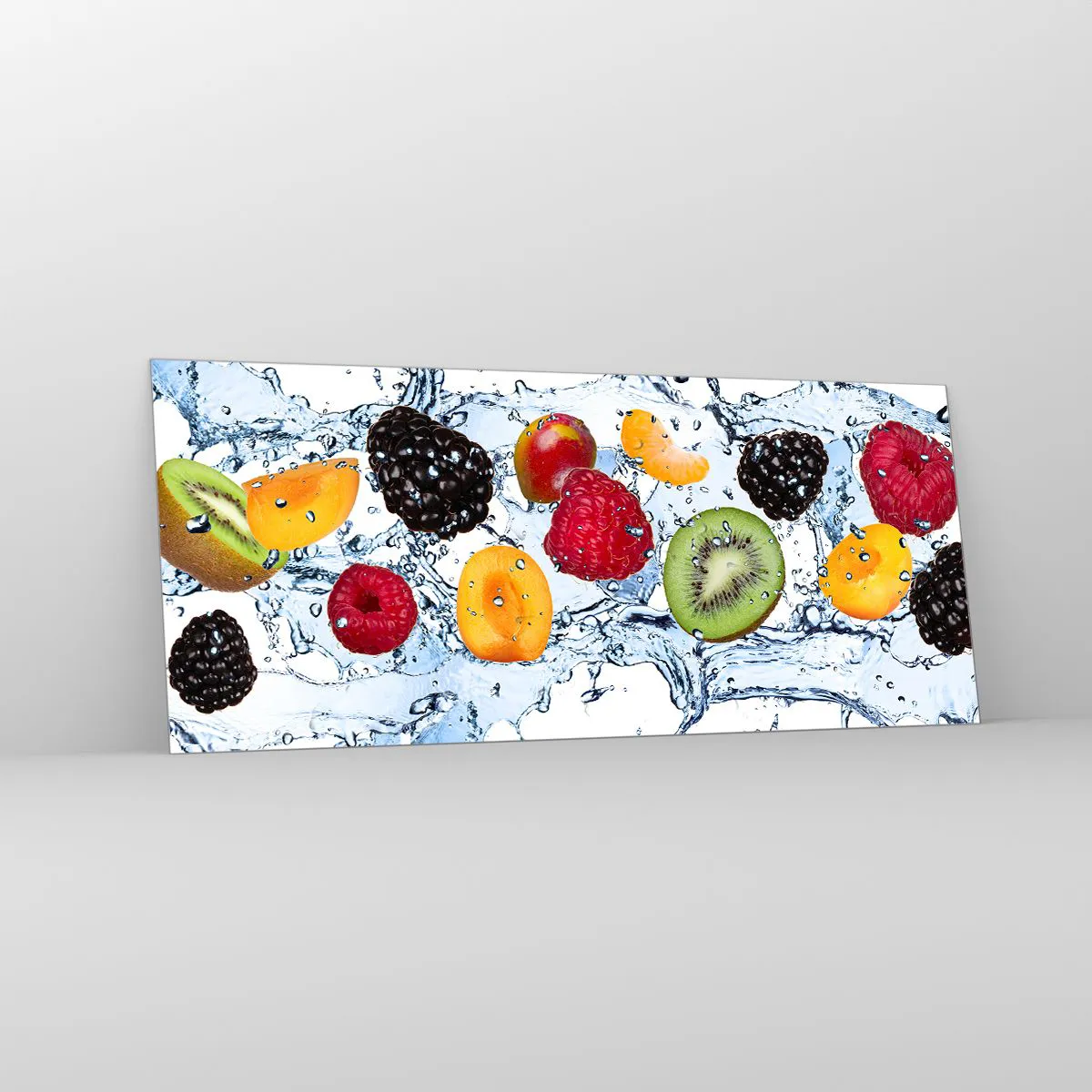 Quadro su vetro - Frutti colorati immersi in schizzi d'acqua su uno sfondo bianco - 120x50cm - Gioca con noi - Decorazione murale moderna per soggiorno e camera da letto ARTTOR