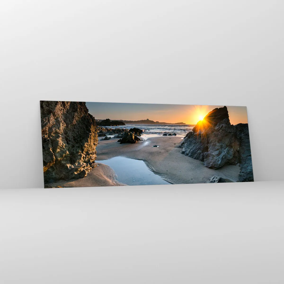 Impression sur verre - Image sur verre - Coucher de soleil pittoresque sur une plage rocheuse - 140x50cm - Intouché par la main de l'homme - Décoration murale moderne pour le salon et la chambre ARTTOR