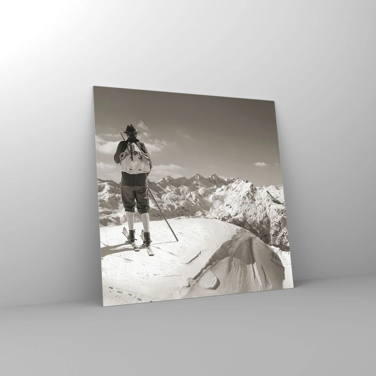 Glass picture - Mountains Are the Same - 50x50 cm