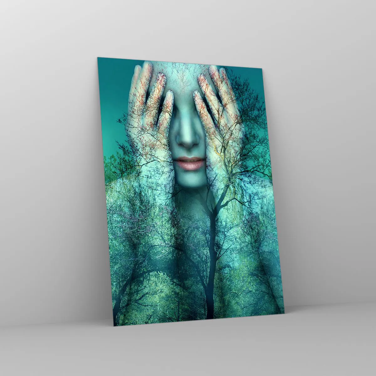 Obraz na skle - Ponořená do modré - 50x70 cm