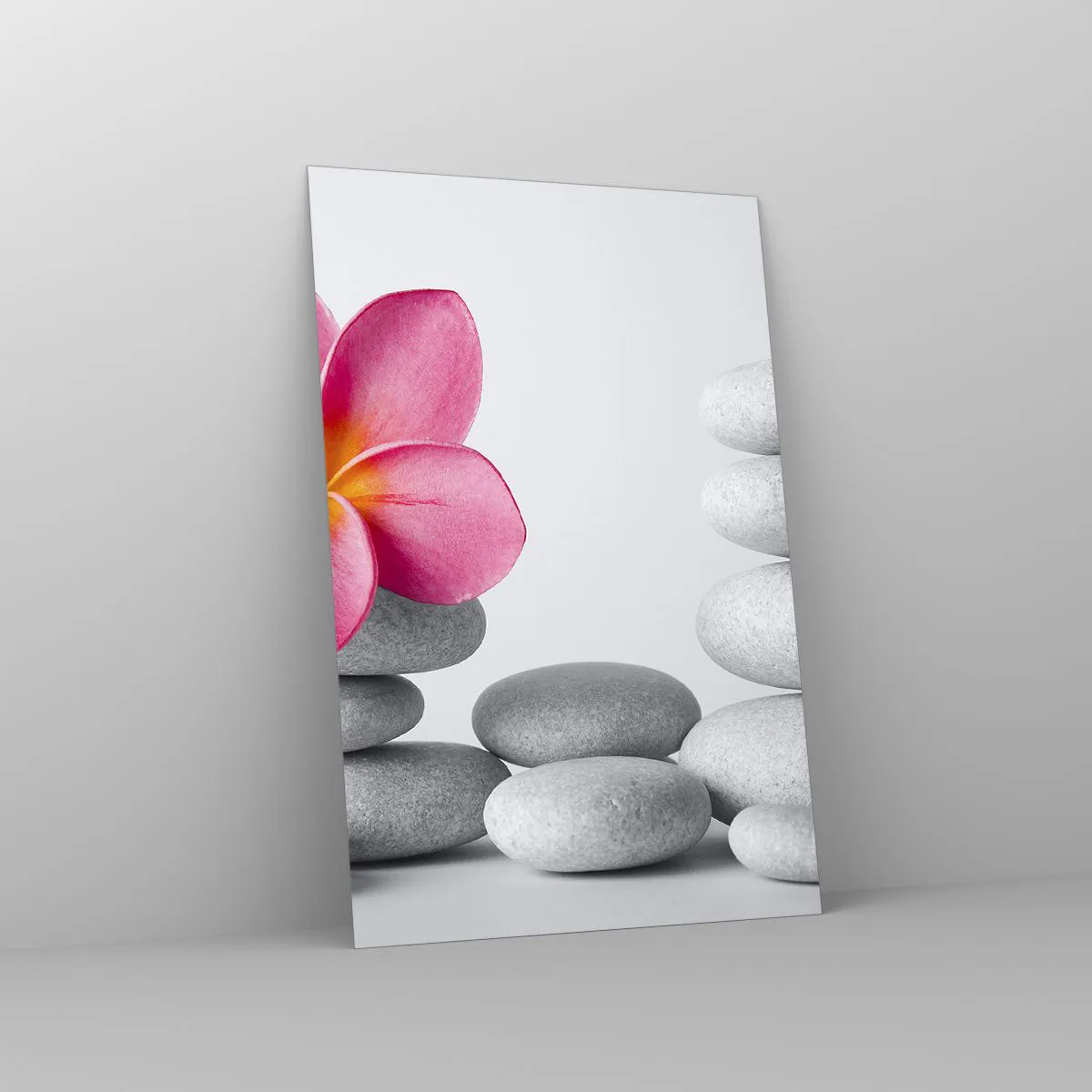 Quadro su vetro - Fiore rosa su pietre in stile zen - 80x120cm - Pietra su pietra, e su questa pietra... - Decorazione murale moderna per soggiorno e camera da letto ARTTOR