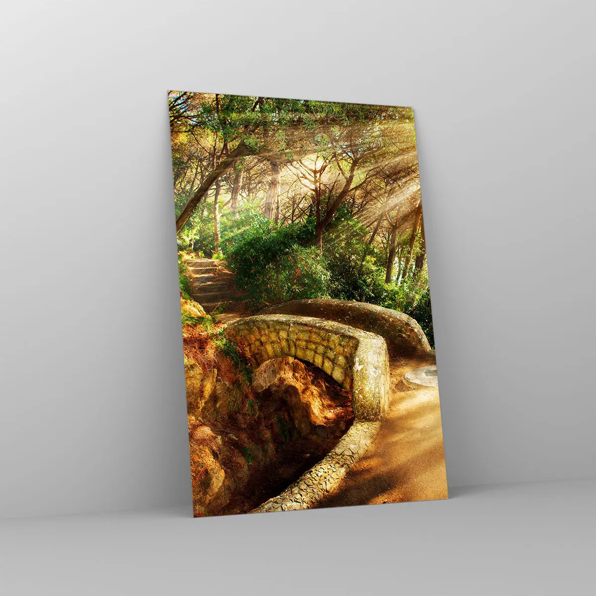 Impression sur verre - Image sur verre - Paysage forestier avec des rayons de soleil et un pont de pierre - 80x120cm - Directement du pont dans une forêt de conte de fées - Décoration murale moderne pour le salon et la chambre ARTTOR