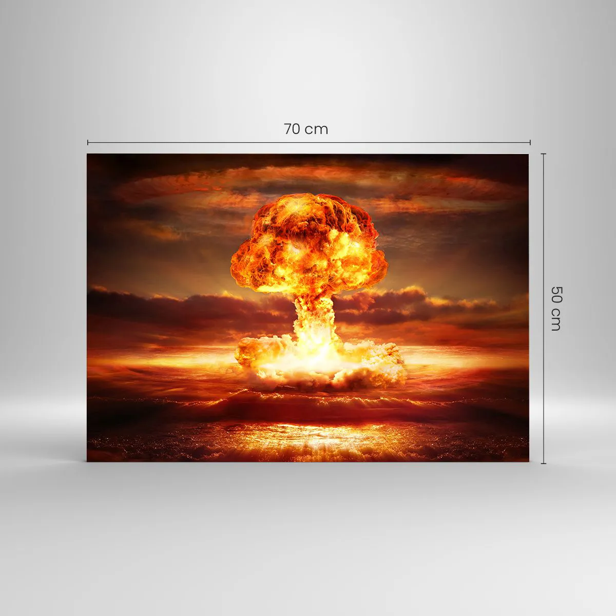 Glastavla - Bild på glas - En svampmolnsexplosion i solnedgångens intensiva färger - 70x50cm - Och så blir det slut - Modern väggdekoration för vardagsrum och sovrum ARTTOR