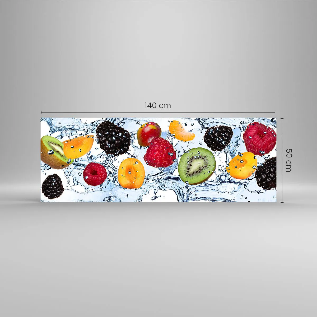 Quadro su vetro - Frutti colorati immersi in schizzi d'acqua su uno sfondo bianco - 140x50cm - Gioca con noi - Decorazione murale moderna per soggiorno e camera da letto ARTTOR