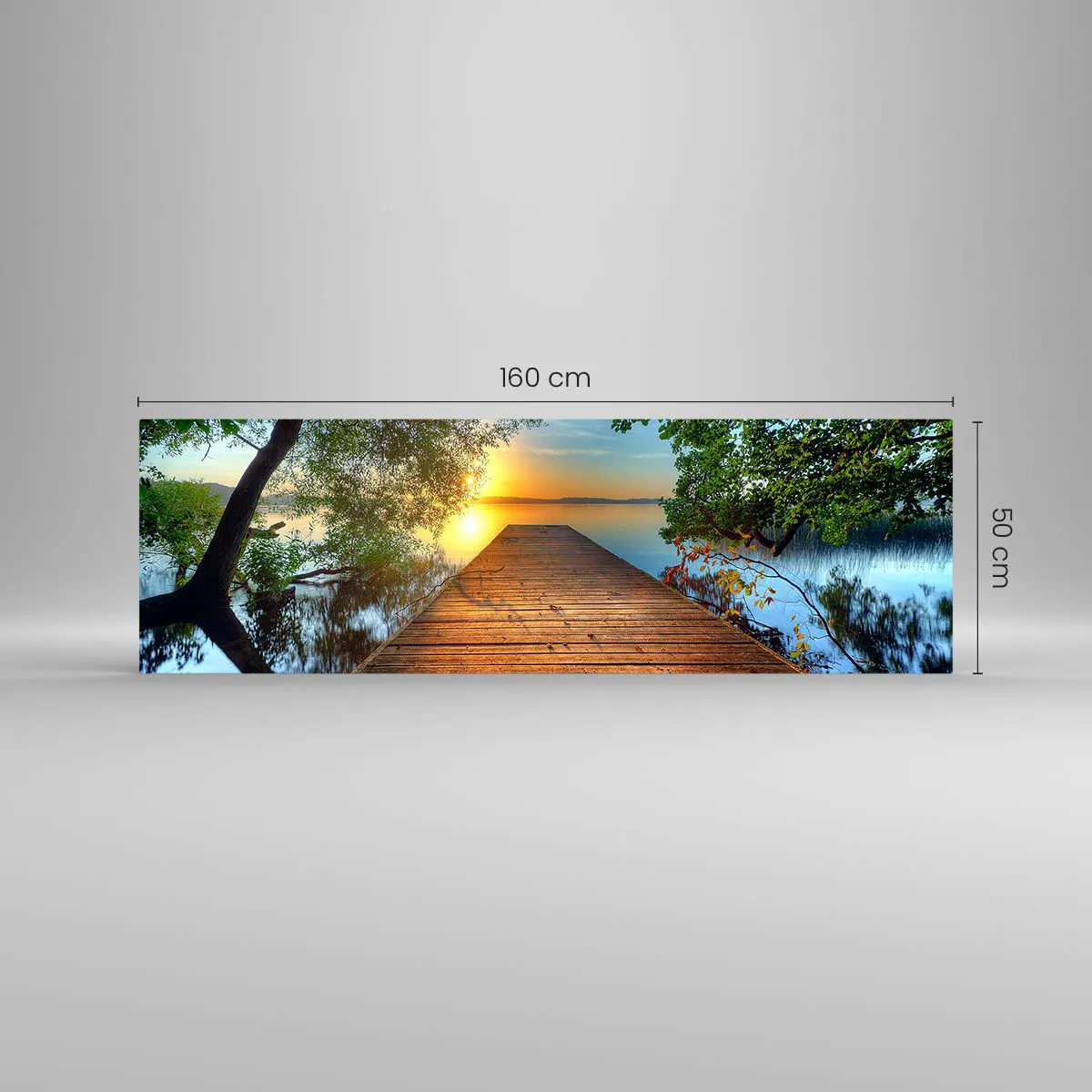 Cuadro sobre vidrio - Impresiones sobre Vidrio - Un muelle de madera rodeado de vegetación durante la puesta de sol. - 160x50cm - Tómate tu tiempo, siéntate - Decoración de pared moderna para salón y dormitorio ARTTOR