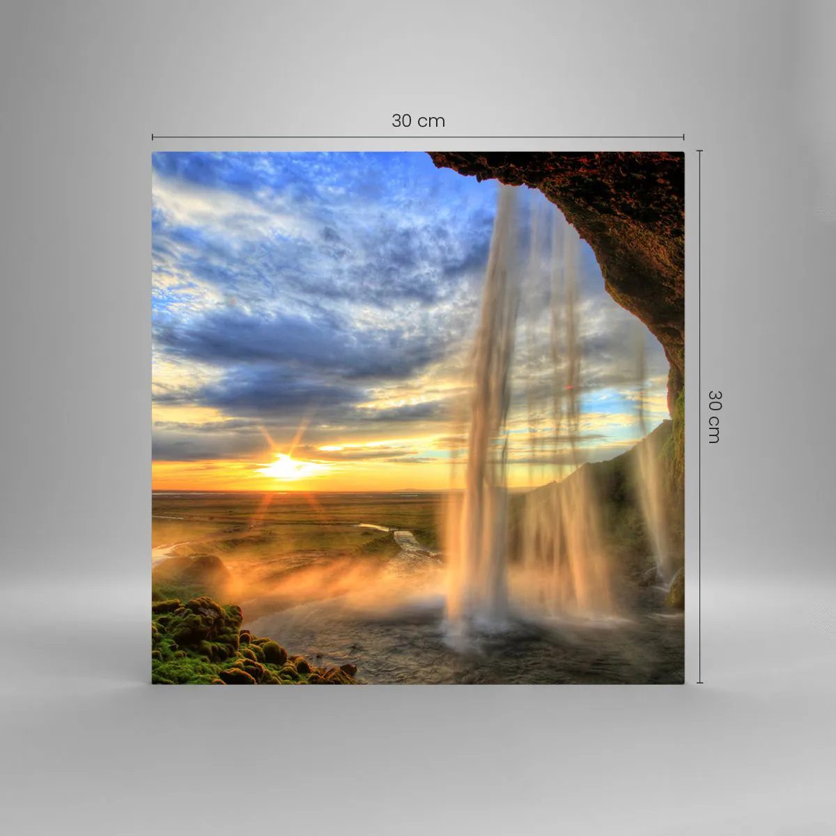 Obraz na szkle - Świat za zasłoną kropel - 30x30 cm