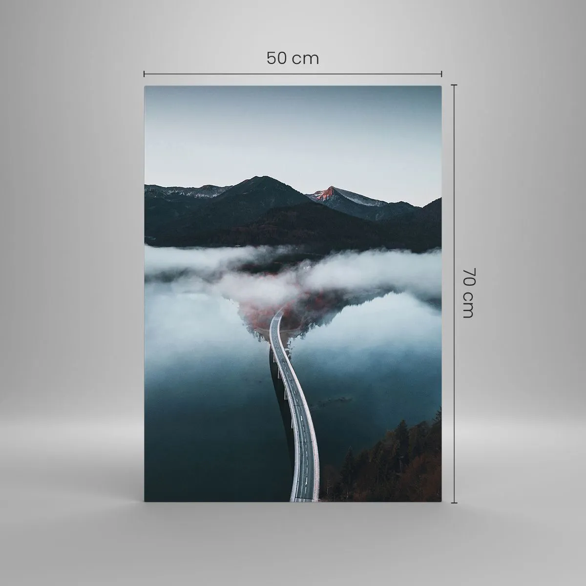 Tablou pe sticlă - Peste o apă netedă ca o oglindă - 50x70 cm