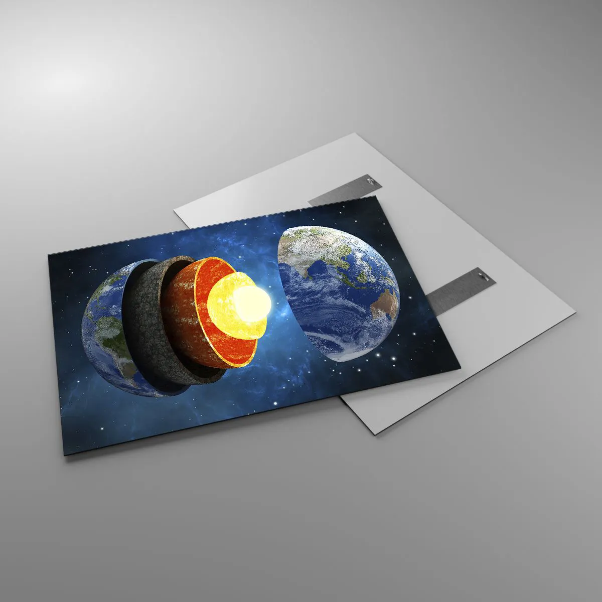 Obraz na szkle - Przekrój Ziemi ukazujący jej warstwy na tle kosmosu - 100x70cm - Wyprawa do wnętrz Ziemi - Nowoczesna dekoracja ścienna do salonu, kuchni i sypialni ARTTOR