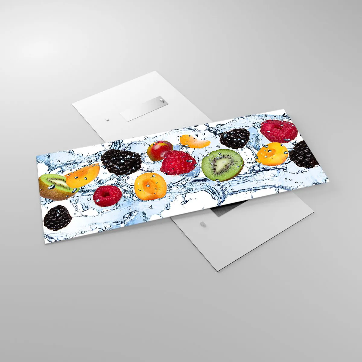 Quadro su vetro - Frutti colorati immersi in schizzi d'acqua su uno sfondo bianco - 120x50cm - Gioca con noi - Decorazione murale moderna per soggiorno e camera da letto ARTTOR