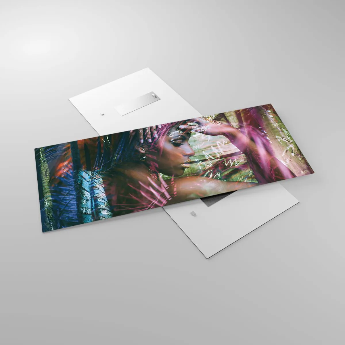 Glasbild - Bild auf glas - Porträt einer Frau, umgeben von exotischer Vegetation - 120x50cm - Mutter Natur im Dschungel - Moderne Wanddekoration für Wohnzimmer und Schlafzimmer ARTTOR