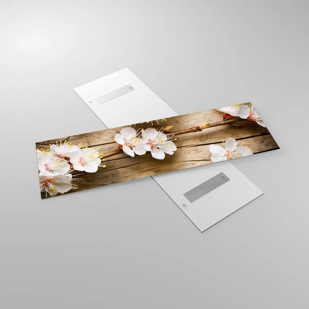 Quadro su vetro - Rami di ciliegi in fiore su uno sfondo di tavola di legno - 160x50cm - Ed è giunta la primavera - Decorazione murale moderna per soggiorno e camera da letto ARTTOR