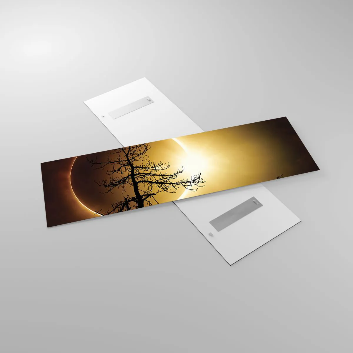 Cuadro sobre vidrio - Impresiones sobre Vidrio - Eclipse solar con una silueta de árbol en primer plano - 160x50cm - Eclipse total - Decoración de pared moderna para salón y dormitorio ARTTOR