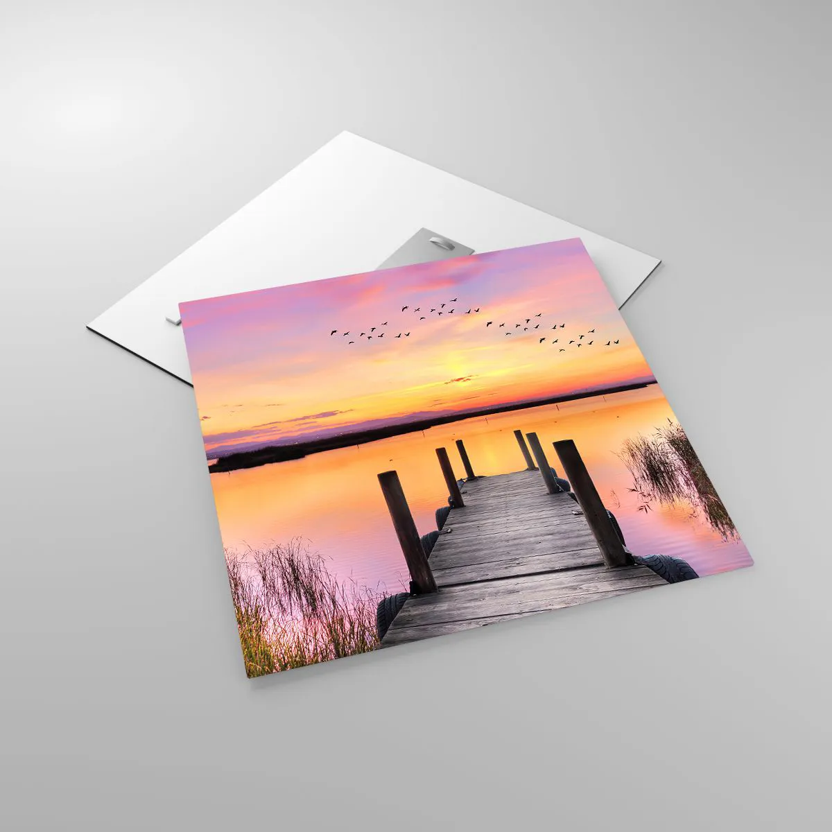 Obraz na skle - Fialové tiché svítání - 50x50 cm