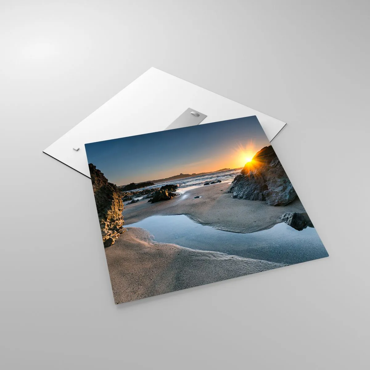 Obraz na szkle - Nietknięte ludzką ręką - 60x60 cm