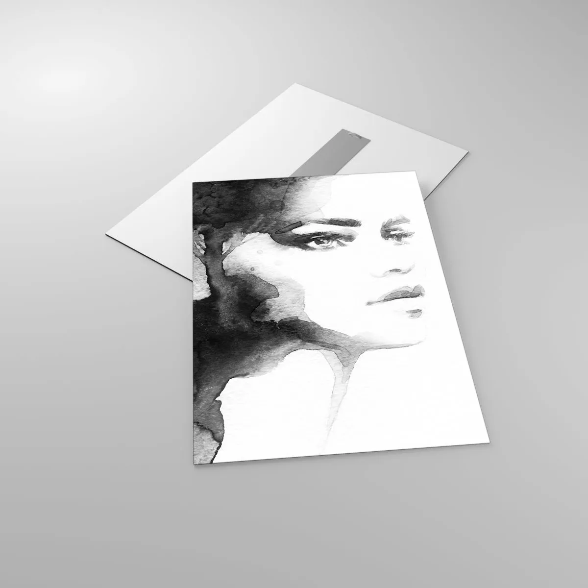 Quadro su vetro - Ritratto di donna ad acquerello in bianco e nero - 50x70cm - Fatta di mistero e di nebbia - Decorazione murale moderna per soggiorno e camera da letto ARTTOR
