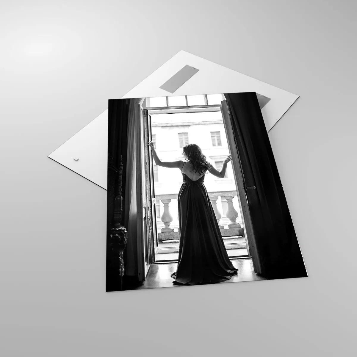 Tablou pe sticlă - Splendoare alb-negru - 70x100 cm