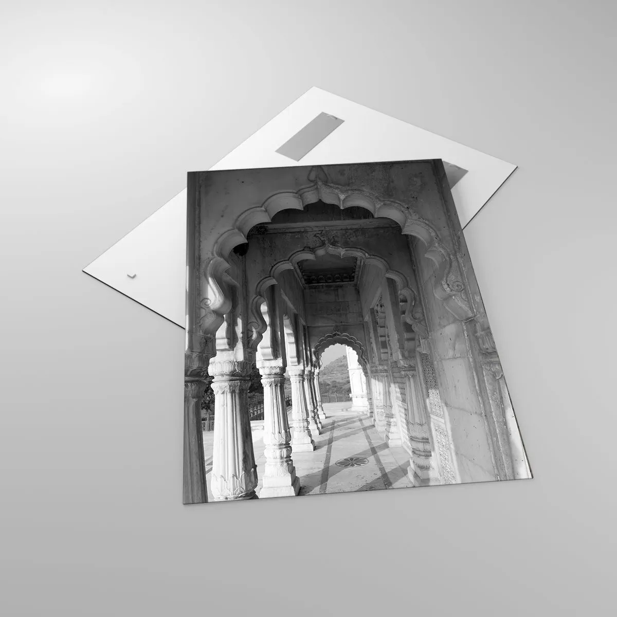 Quadro em vidro - Contos de fadas orientais acontecem aqui - 70x100 cm