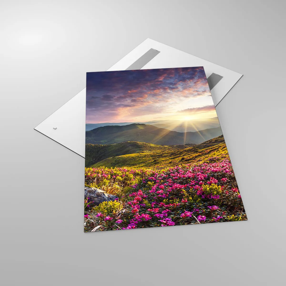 Tablou pe sticlă - Prospețimea unei dimineți de munte - 80x120 cm