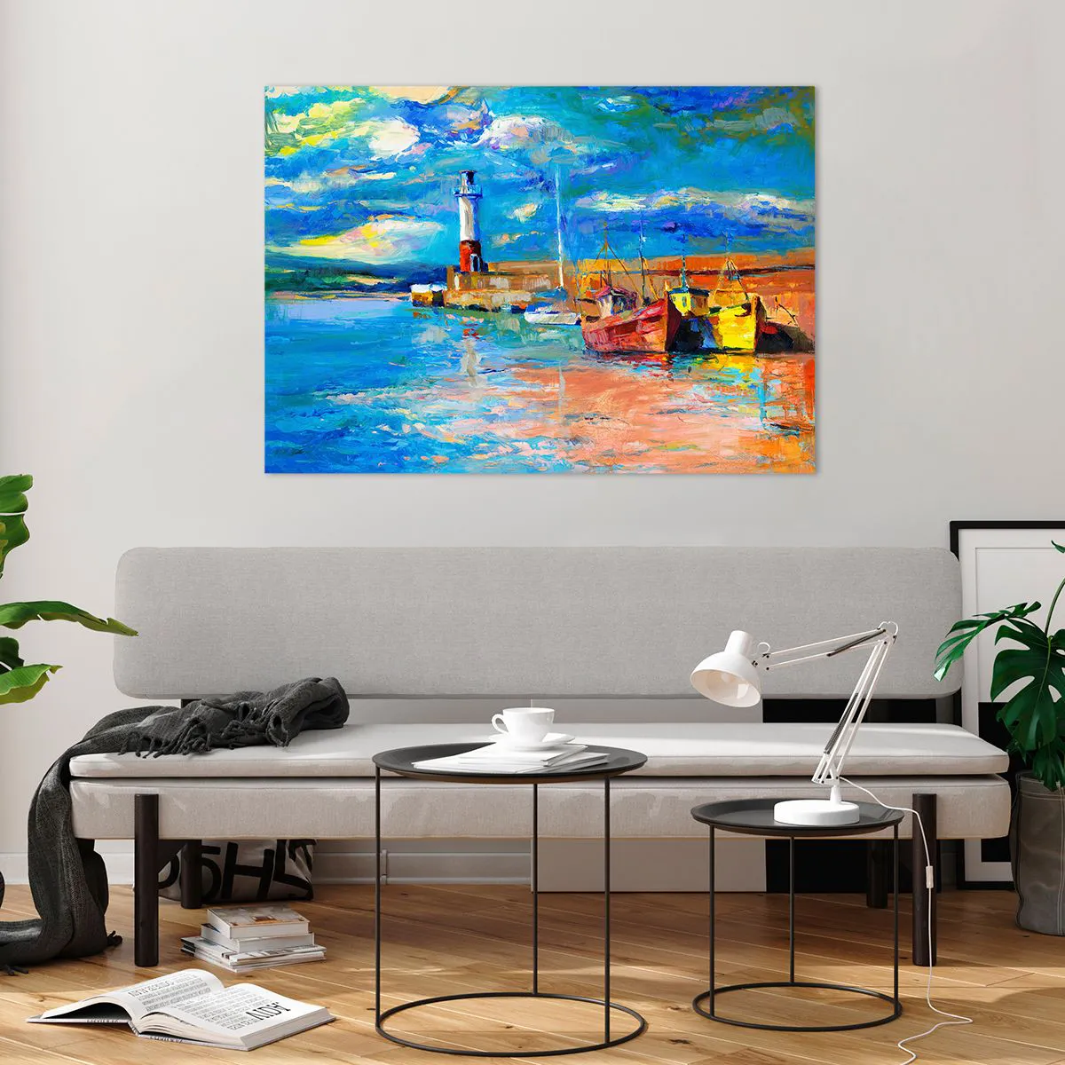 Glasbild - Bild auf glas - Rainbow Bay mit Leuchtturm und bunten Booten im Hafen - 100x70cm - Ein Nachmittag in der Regenbogenbucht - Moderne Wanddekoration für Wohnzimmer und Schlafzimmer ARTTOR