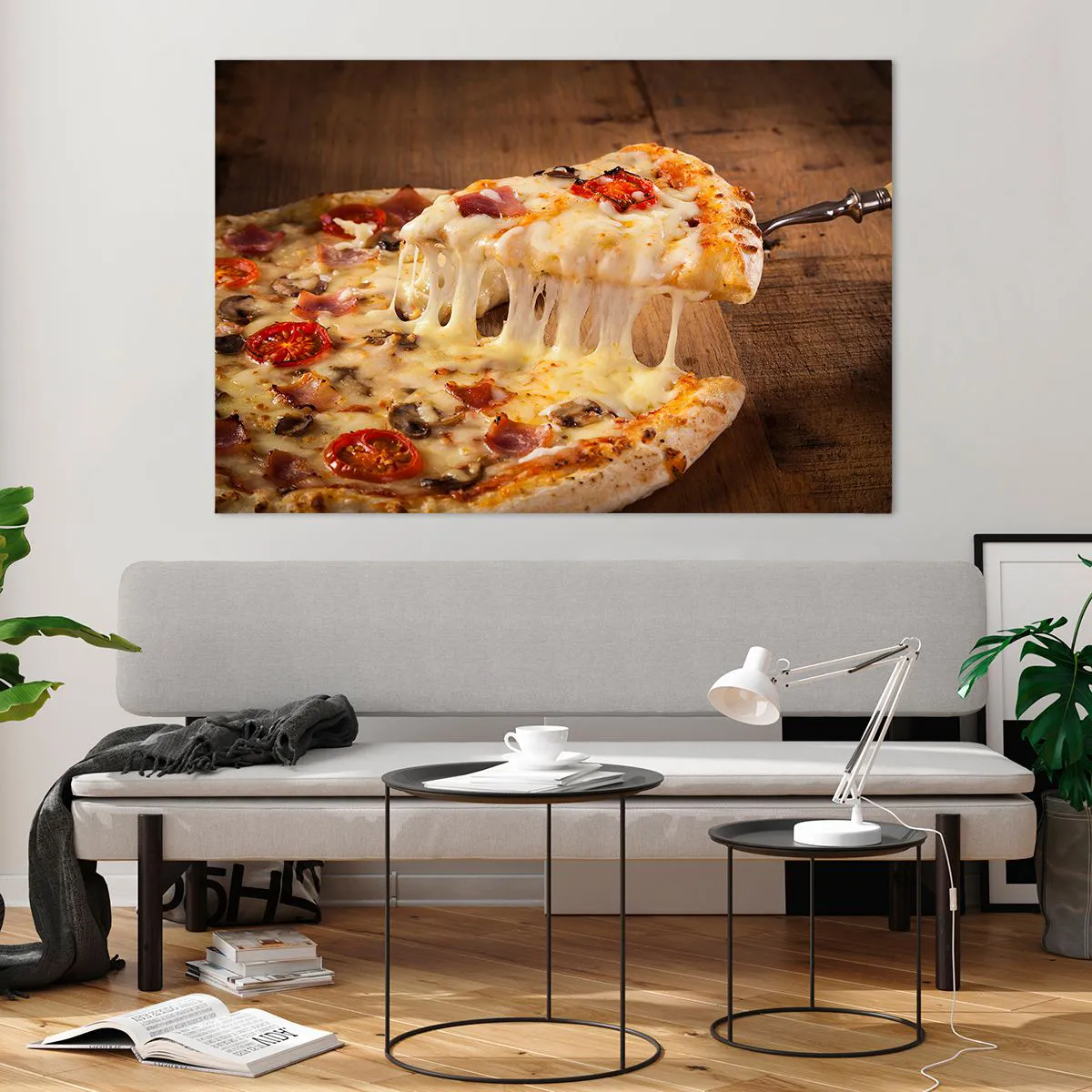 Quadro su vetro - Pizza con formaggio filante, pomodori e prosciutto su fondo di legno - 120x80cm - Capolavoro di arte italiana - Decorazione murale moderna per soggiorno e camera da letto ARTTOR