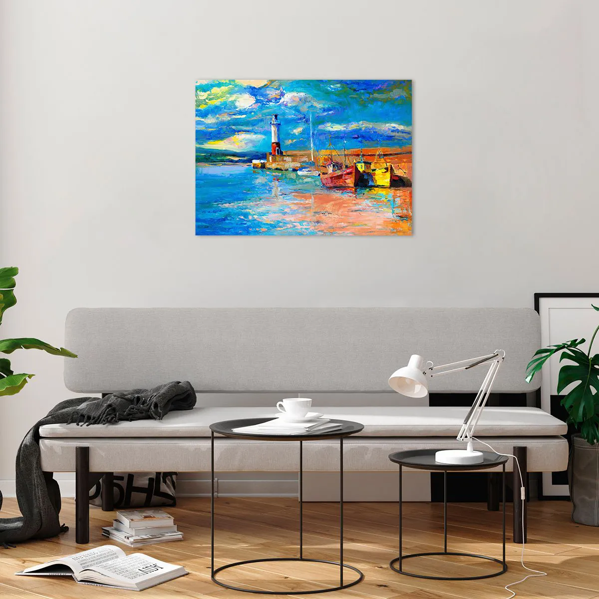 Tablou pe sticlă - Golful Rainbow cu un far și bărci colorate în port - 70x50cm - După-amiază în golful de curcubeu - Decorațiune modernă pentru perete pentru living și dormitor ARTTOR