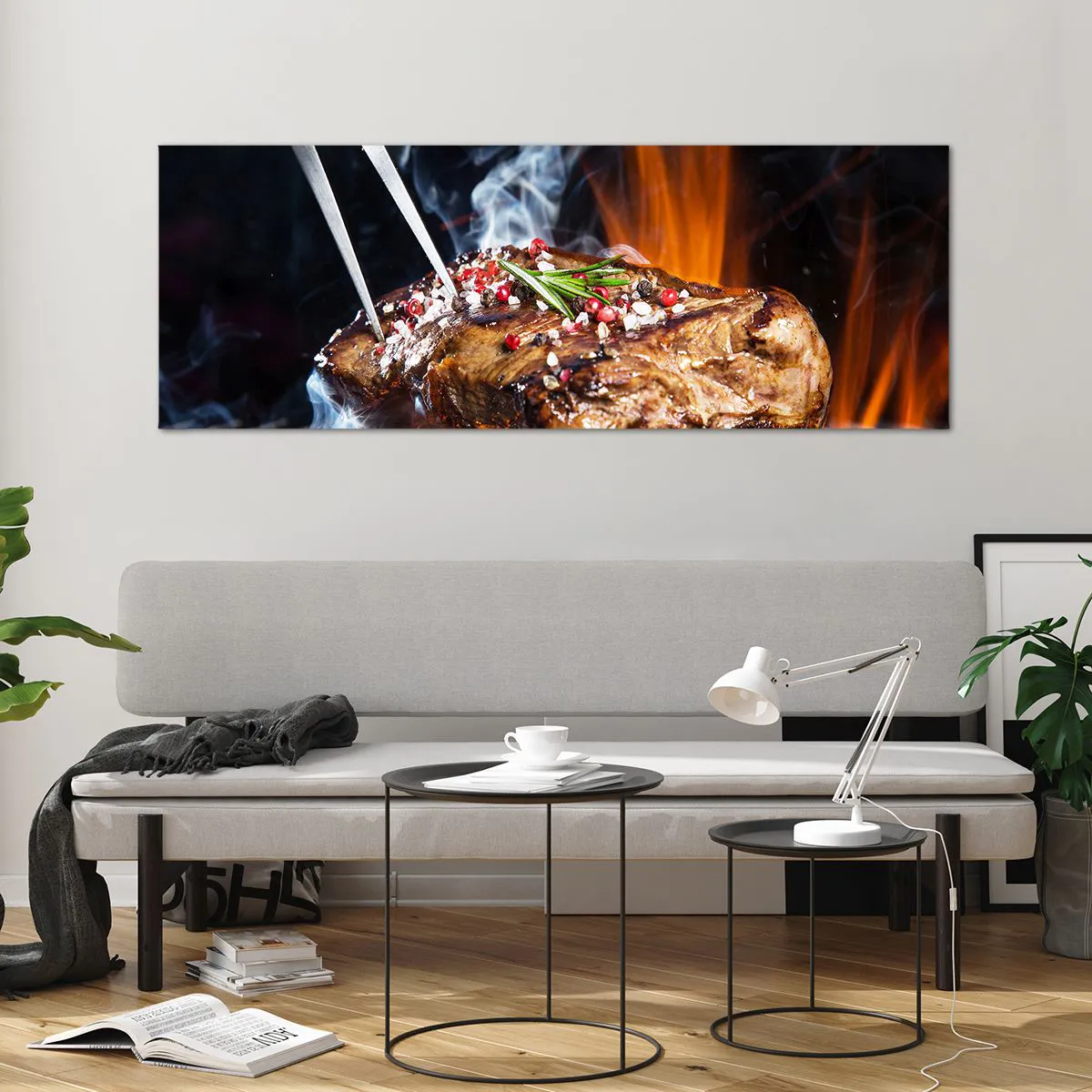 Glasbild - Bild auf glas - Gegrilltes Steak auf einem Grill mit Gewürzen - 140x50cm - Saftig und duftend - Moderne Wanddekoration für Wohnzimmer und Schlafzimmer ARTTOR