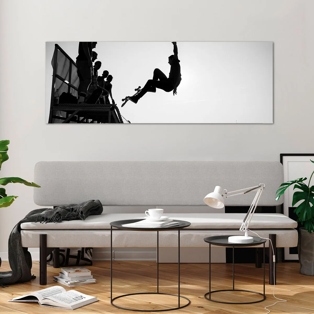 Cuadro sobre vidrio - Impresiones sobre Vidrio - Escena de skate en blanco y negro en una rampa - 140x50cm - Héroes y espectadores - Decoración de pared moderna para salón y dormitorio ARTTOR