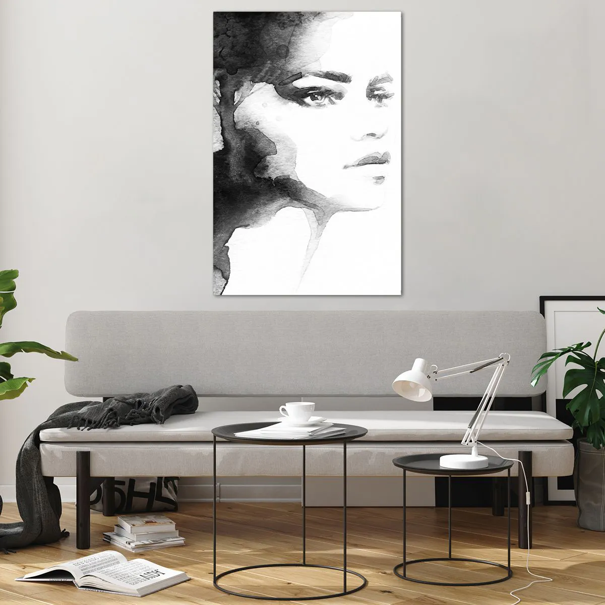 Impression sur verre - Image sur verre - Un portrait subtil d'une femme dans des tons de noir et blanc - 80x120cm - Fait de mystère et de brouillard - Décoration murale moderne pour le salon et la chambre ARTTOR