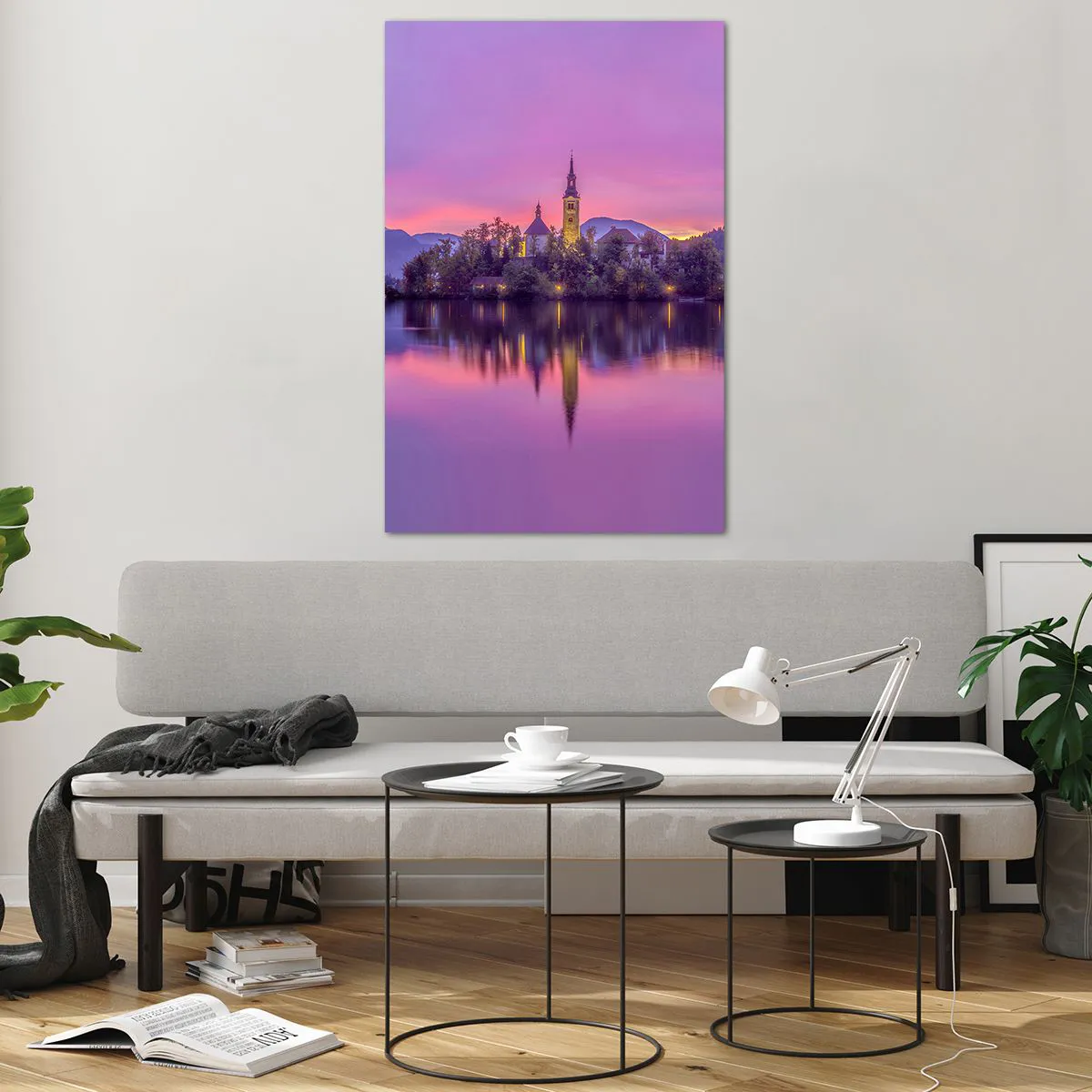 Glasbild - Bild auf glas - See mit einer Insel und einer Kirche bei Sonnenuntergang - 80x120cm - Eine märchenhafte Insel in der Abenddämmerung - Moderne Wanddekoration für Wohnzimmer und Schlafzimmer ARTTOR