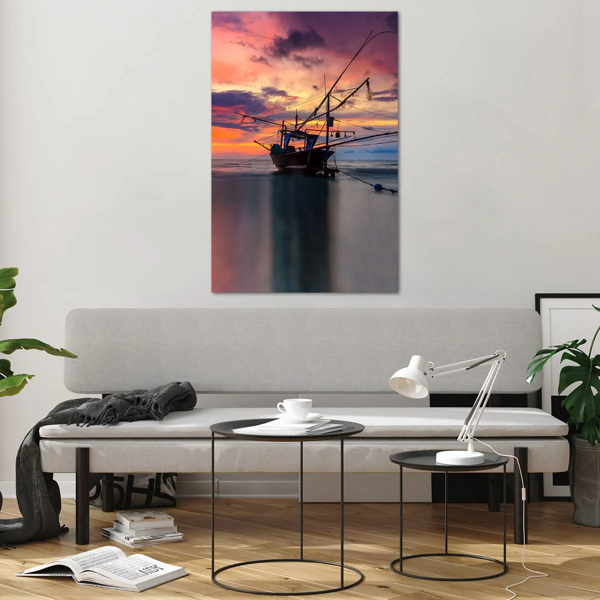 Glasbild - Bild auf glas - Ein Fischerboot vor der Kulisse eines farbenfrohen Sonnenuntergangs - 80x120cm - Exotischer Abend - Moderne Wanddekoration für Wohnzimmer und Schlafzimmer ARTTOR