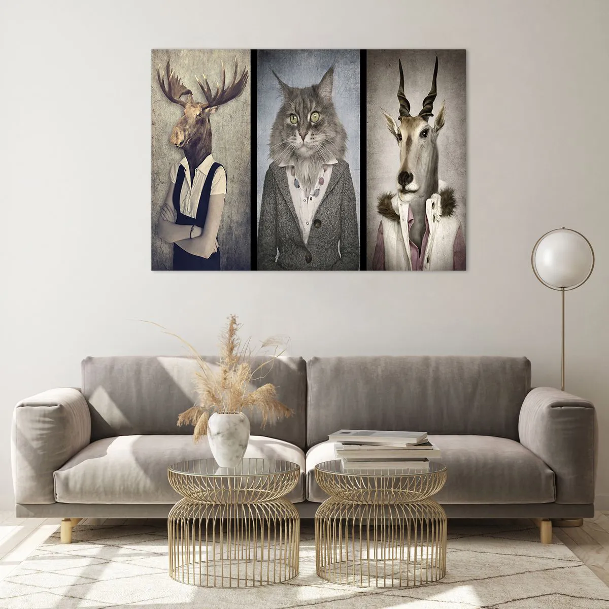 Impression sur verre - Image sur verre - Trois portraits surréalistes d'animaux dans d'élégants costumes humains. - 100x70cm - La fourrure revient à la mode - Décoration murale moderne pour le salon et la chambre ARTTOR