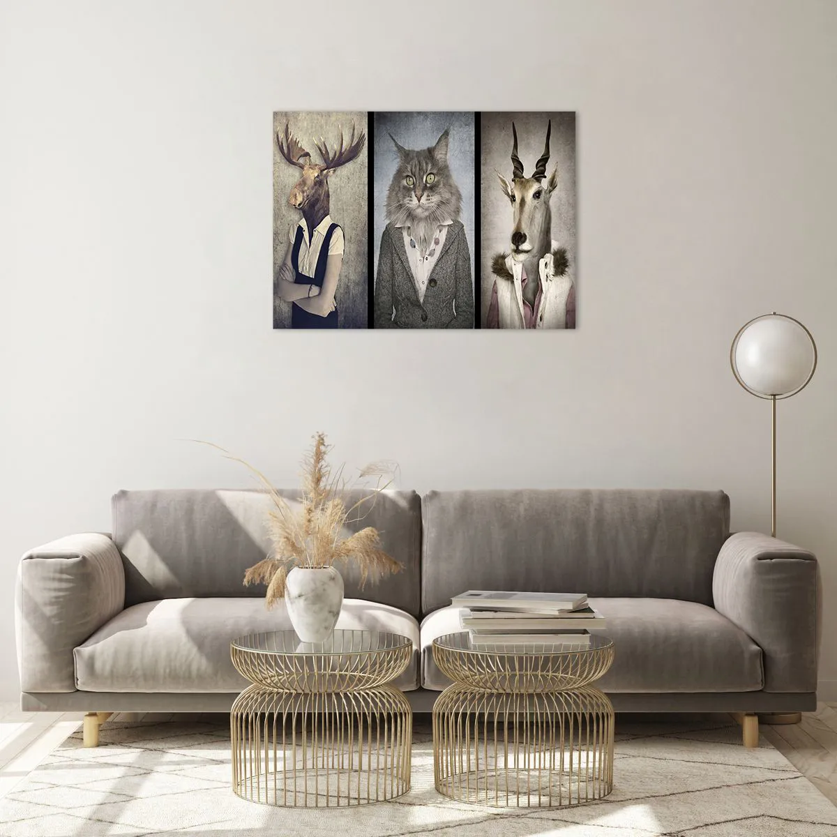 Obraz na skle - Tri surrealistické portréty zvierat v elegantných ľudských kostýmoch. - 70x50cm - Kožuchy opäť v móde - Moderná nástenná dekorácia do obývacej izby a spálne ARTTOR
