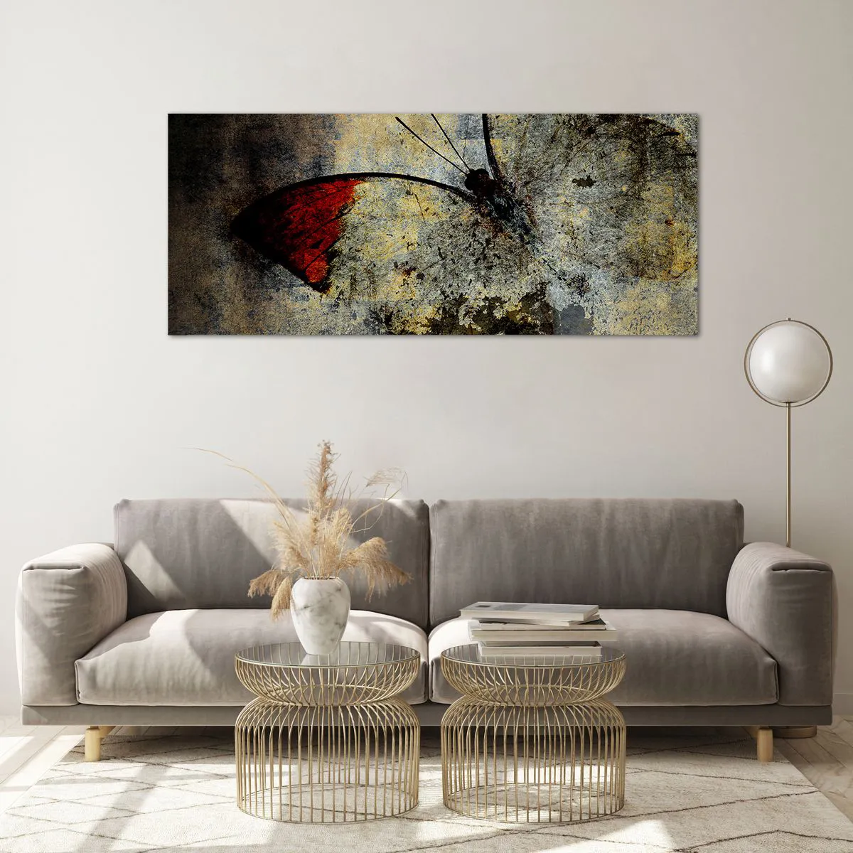 Glasbild - Bild auf glas - Ein Schmetterling in Rot- und Grautönen auf strukturiertem Hintergrund - 120x50cm - Pass auf, bevor ich verschwinde - Moderne Wanddekoration für Wohnzimmer und Schlafzimmer ARTTOR