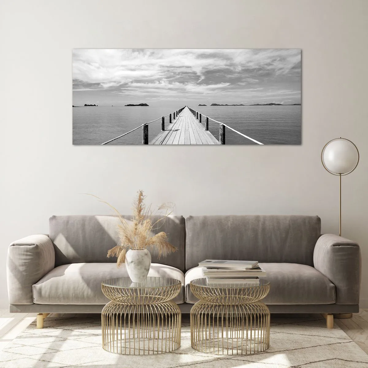 Obraz na szkle - Drewniane molo prowadzące w dal nad spokojnym morzem - 120x50cm - A może podróż… - Nowoczesna dekoracja ścienna do salonu i sypialni ARTTOR