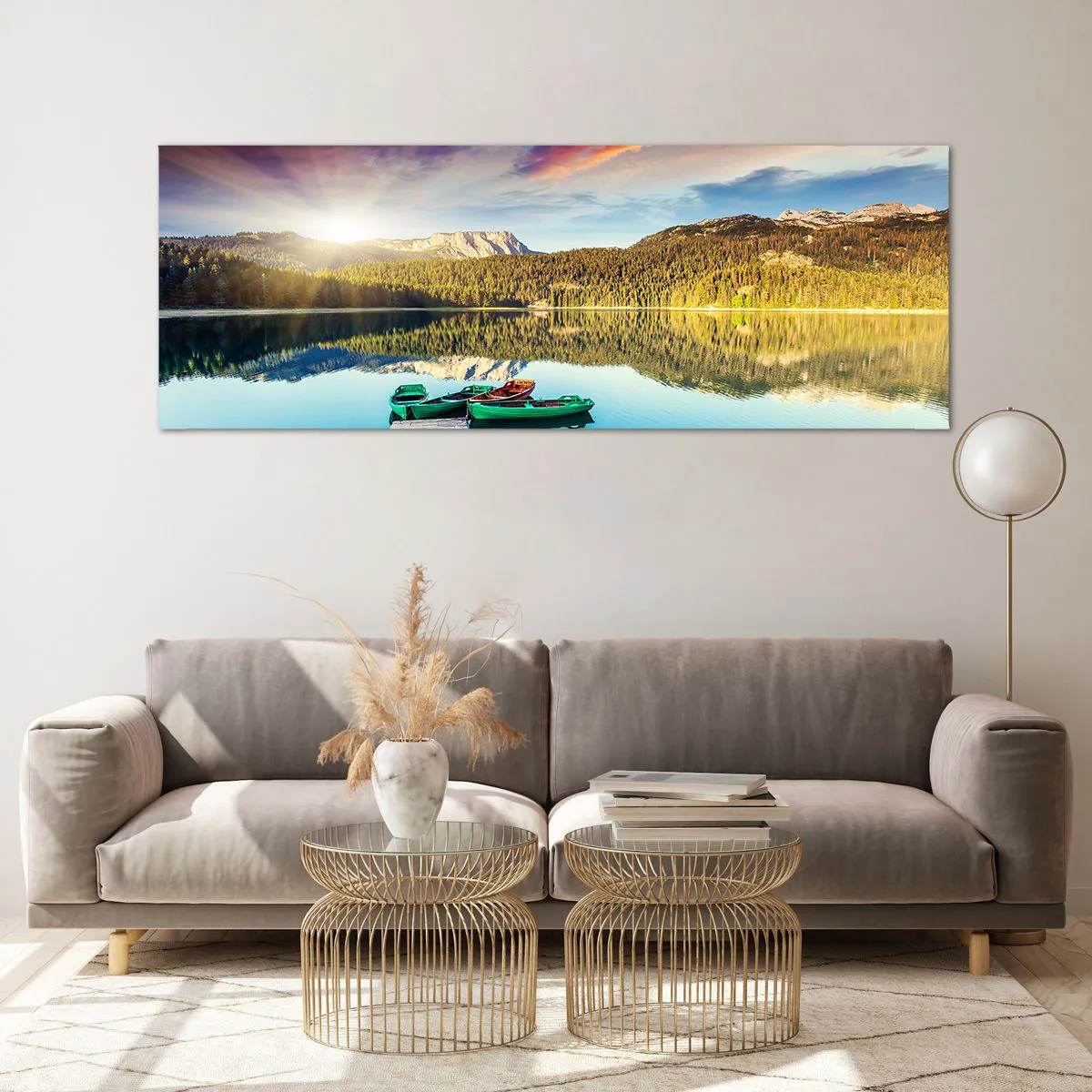 Quadro su vetro - Tramonto sul lago con barche al molo - 140x50cm - Sull'acqua liscia come uno specchio - Decorazione murale moderna per soggiorno e camera da letto ARTTOR