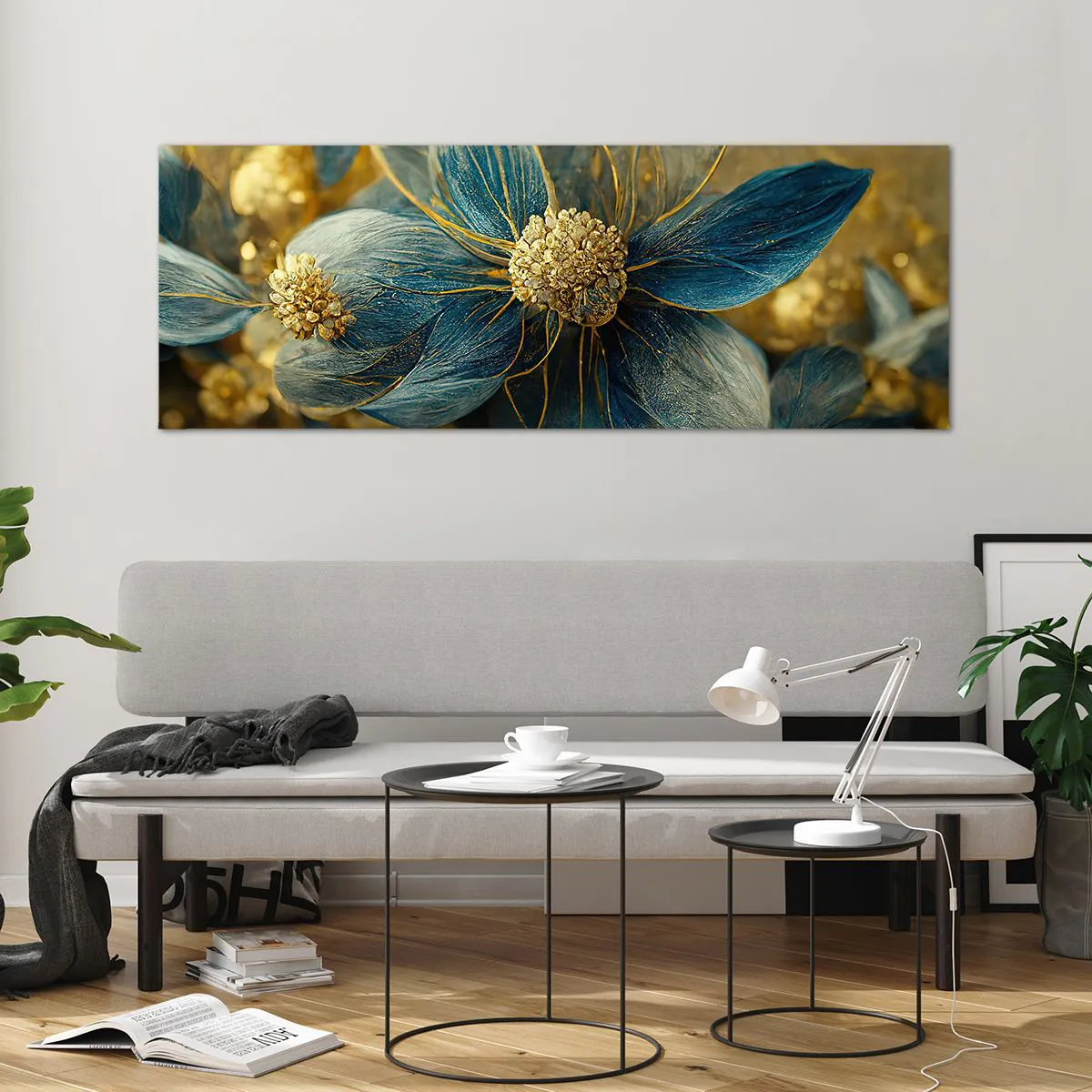 Quadro su vetro - Eleganti fiori nei toni del blu e dell'oro - 140x50cm - Fiorire d'oro - Decorazione murale moderna per soggiorno e camera da letto ARTTOR