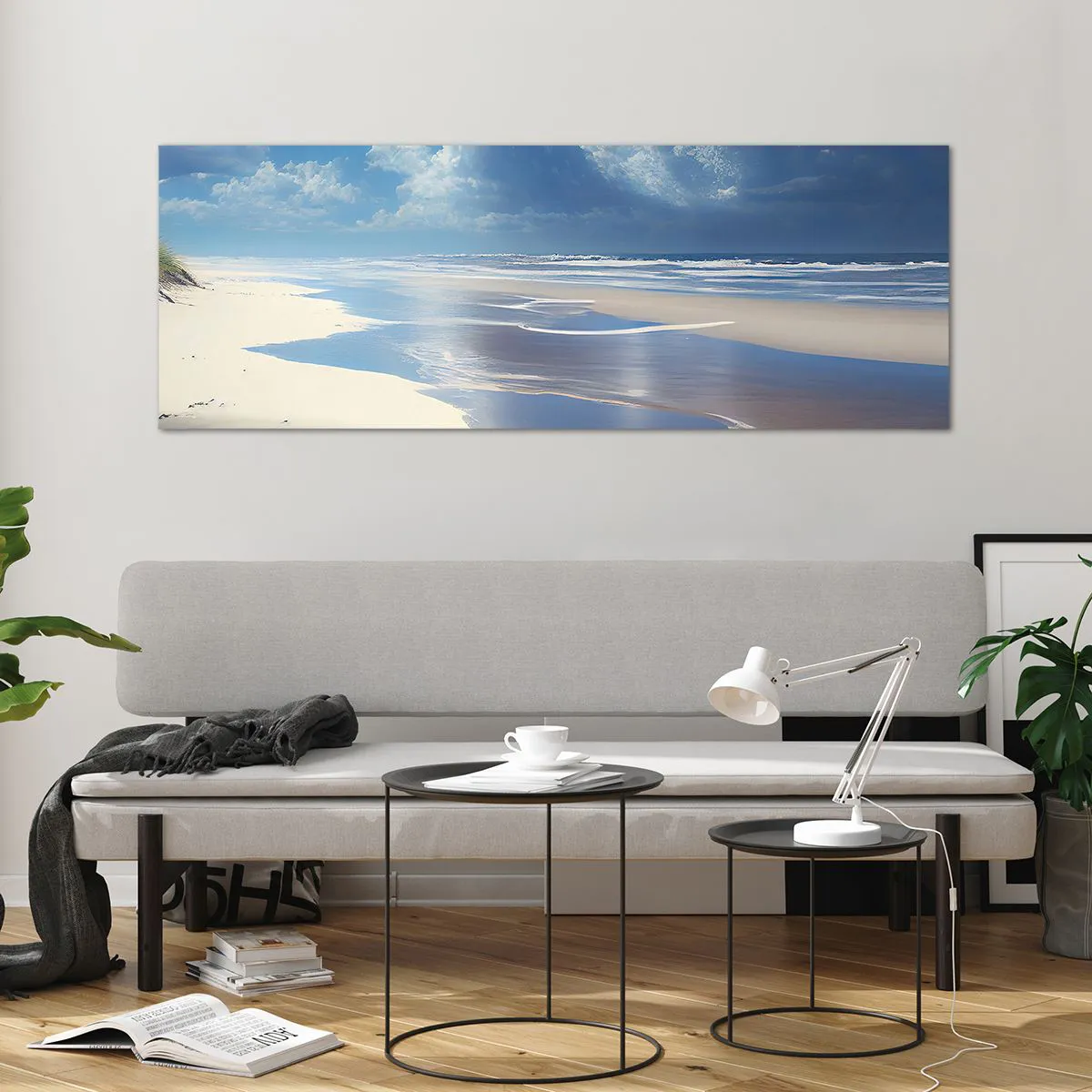 Glasbild - Bild auf glas - Ein Sandstrand mit Wellen unter blauem Himmel - 140x50cm - Paradiesischer Urlaub - Moderne Wanddekoration für Wohnzimmer und Schlafzimmer ARTTOR